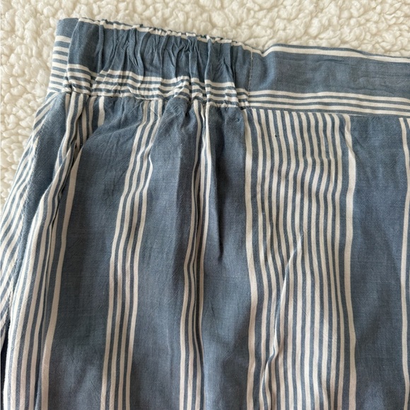 Torrid Women’s Skirt Size 3XL Ruffle High Low Elastic Waist Stripes Blue & White - Picture 12 of 14
